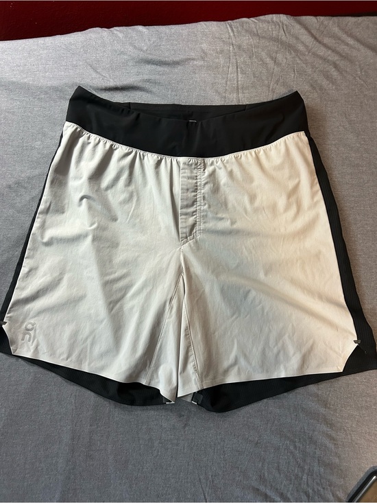 On Running Other - On Running Men's Two-Tone Athletic Shorts in Cream and Black Small